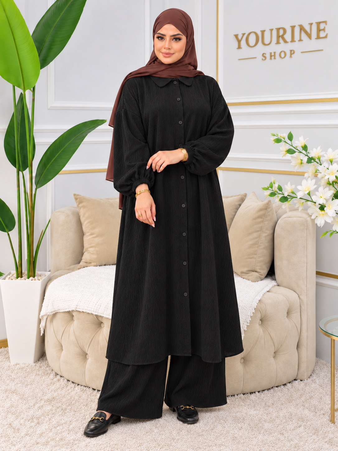 أونصومبل آيلا باللون الأسود